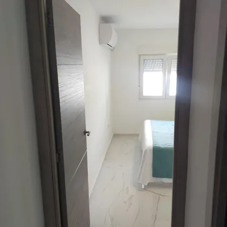 Family-friendly 3br In Central, Near Appartamento